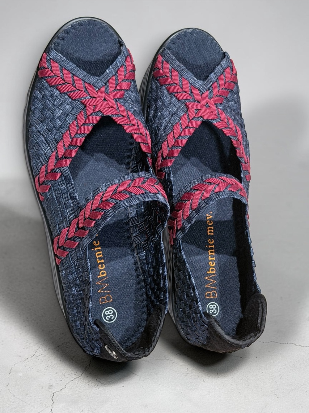 Bernie Mev Halle EU38 Woven Comfort Wedge Sandals Denim Blue Red Braided - Picture 11 of 12